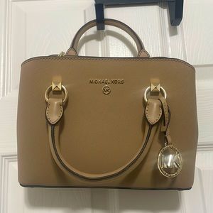 Edith Small Saffiano Michael Kors Purse